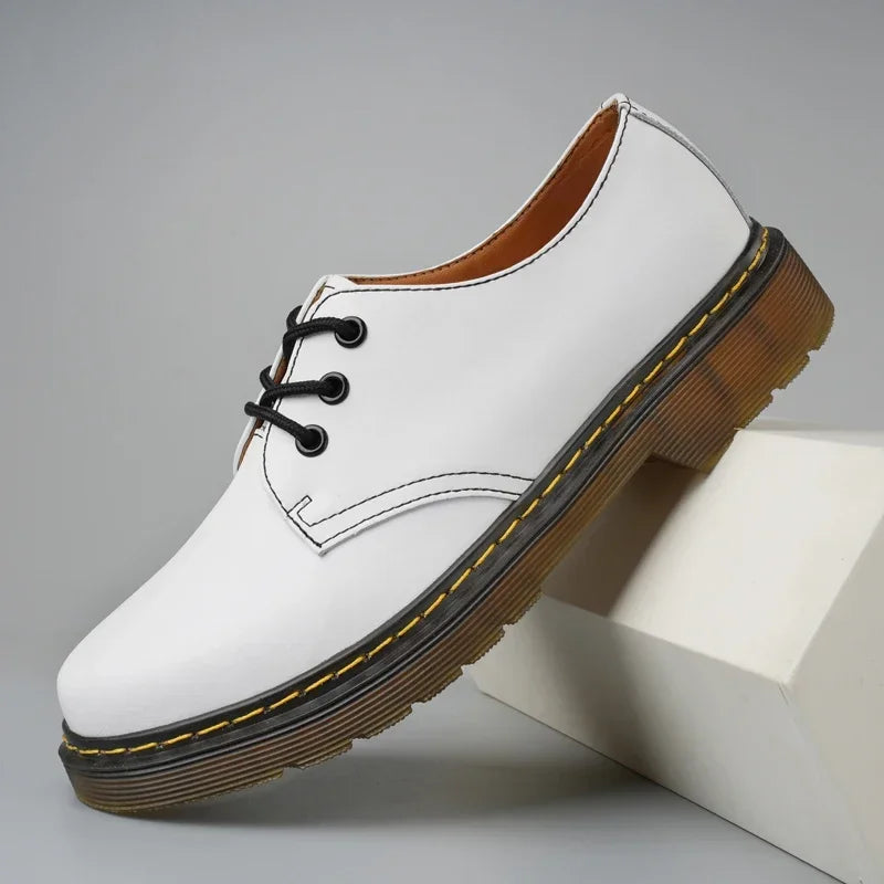 Chaussures homme tendance en cuir véritable, chaussures unisexes décontractées, mocassins plats respirants et antidérapants pour l'extérieur.