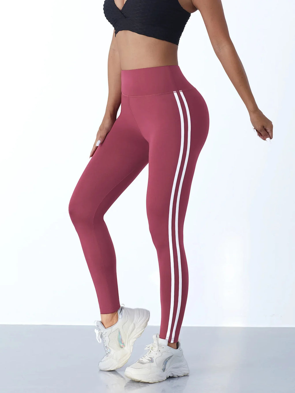 Leggings de yoga pour femmes, rayés, coupe slim, pantalon de sport taille haute, effet push-up, collant décontracté, idéal pour le sport, la course à pied et la gym.