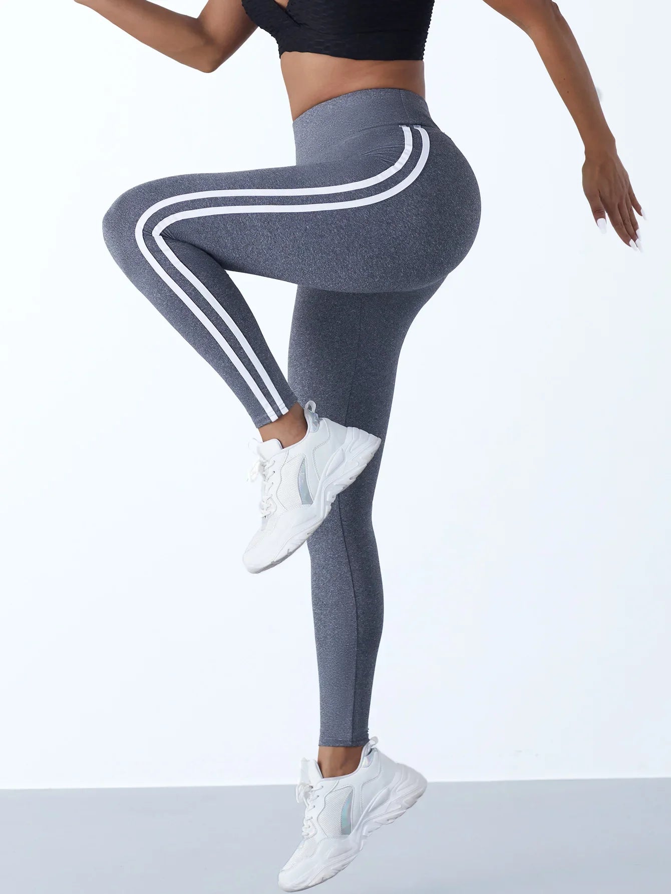 Leggings de yoga pour femmes, rayés, coupe slim, pantalon de sport taille haute, effet push-up, collant décontracté, idéal pour le sport, la course à pied et la gym.